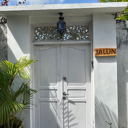 Villa Jalun Семіньяк Екстер'єр фото